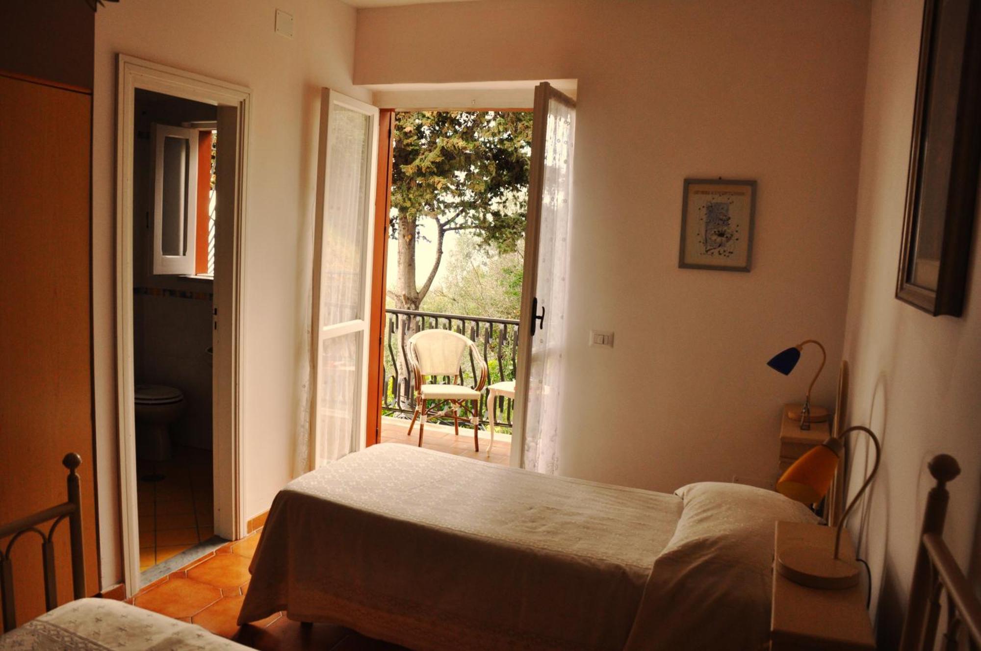 Villa Laura Sea View Apartments Santa Maria di Castellabate Δωμάτιο φωτογραφία