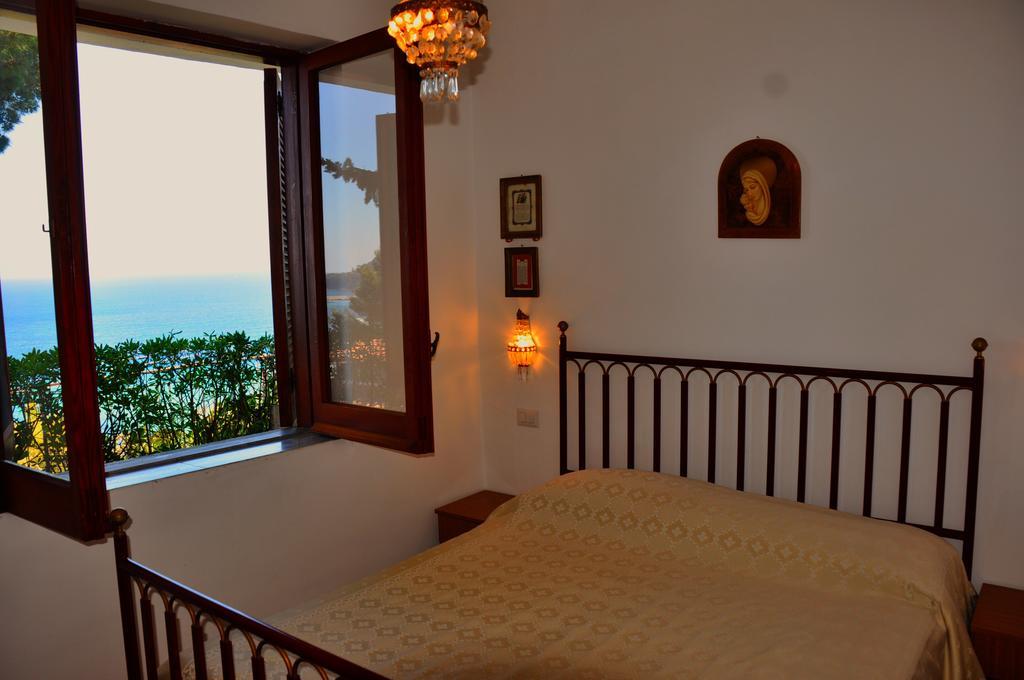 Villa Laura Sea View Apartments Santa Maria di Castellabate Εξωτερικό φωτογραφία