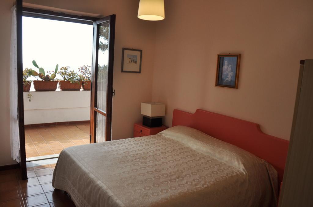 Villa Laura Sea View Apartments Santa Maria di Castellabate Εξωτερικό φωτογραφία