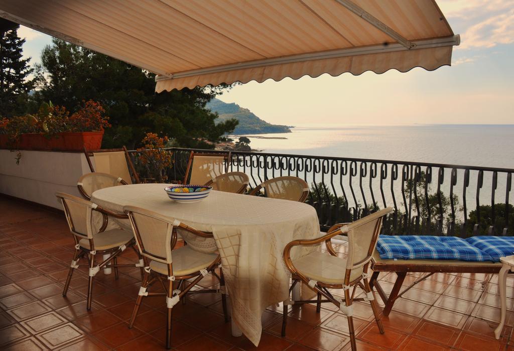 Villa Laura Sea View Apartments Santa Maria di Castellabate Εξωτερικό φωτογραφία